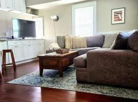 Charming, cozy, one bedroom apartment