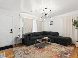 Cozy 4 Bedroom-Outdoor furniture- 2 bathrooms