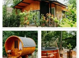 Forest Bungalow 2 * Hottub & Sauna * Natuur