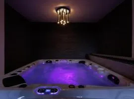 Luxus Privat-SPA mit privatem Whirlpool und Sauna