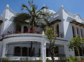 Hotel Boutique Cultura Manor by Café Cultura，位于基多的酒店
