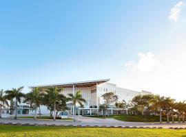 Fairfield Inn & Suites by Marriott Cancun Airport，位于坎昆的酒店