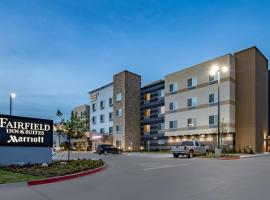 Fairfield Inn & Suites by Marriott Terrell，位于特勒尔的酒店