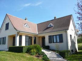 Maison moderne avec jardin, animaux acceptés, Wi-Fi, stationnement privé - FR-1-590-539，位于Épieds-en-Beauce的酒店