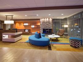 Fairfield Inn & Suites by Marriott Burlington，位于伯灵顿的酒店