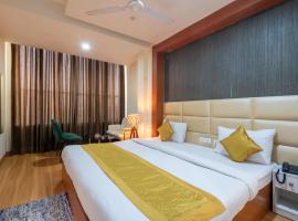 Oyster Pearl Hotels & Banquets- Sector 39 Gurgaon Near Medanta Medicity，位于古尔冈的酒店