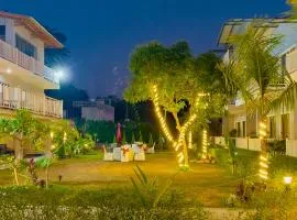 Creek Wood Resort Jim Corbett