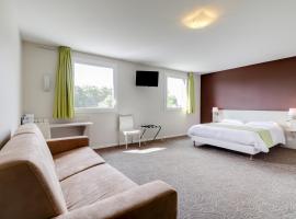 Brit Hotel Saint-Méen-le-Grand en Brocéliande，位于圣欧内小教堂的酒店