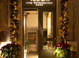 YeeOn Living-Well Boutique City Hotel Gythio，位于伊西翁的酒店