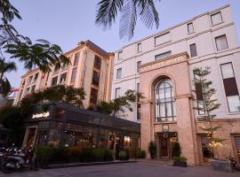 Le Haute Hotel Hai Phong，位于海防吉碑国际机场 - HPH附近的酒店