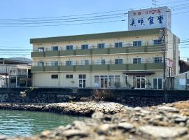 美咲旅館，位于坂出市的酒店