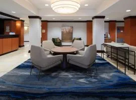 西雅图布雷默顿费尔菲尔德套房客栈