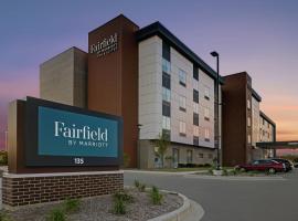 Fairfield Inn & Suites by Marriott Milwaukee Brookfield，位于布鲁克菲尔德的酒店