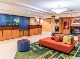 Fairfield Inn & Suites by Marriott Muskegon Norton Shores，位于诺顿海岸的酒店