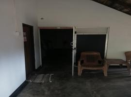 Skykite Hostel Kalpitiya，位于卡尔皮蒂耶的青旅