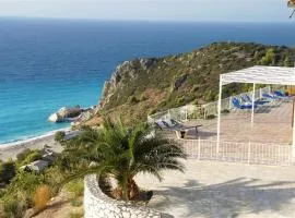 Villa Margaux Kathisma, Breathtaking VIEWS & Unforgettable SUNSETS - Minutes from Most Iconic BEACH