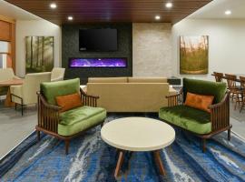 Fairfield Inn & Suites by Marriott Moorpark Ventura County，位于Moorpark的酒店