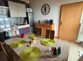 Appartement avec vue，位于Les Hauts-Geneveys的酒店