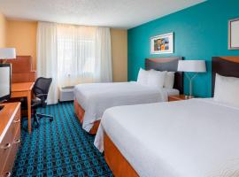 贝尔顿寺费尔菲尔德套房客栈，位于坦普尔的酒店