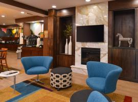 Fairfield Inn & Suites Louisville North，位于杰斐逊维尔的酒店