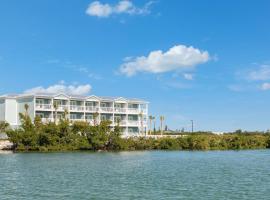 Fairfield by Marriott Inn & Suites Marathon Florida Keys，位于马拉松的酒店