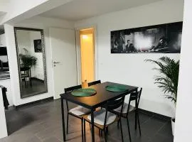 Apartment in Erftstadt , Phantasialand Brühl bei Cologne, Zentral, Bahnhof nah