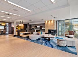 Fairfield Inn & Suites by Marriott St Petersburg North，位于圣彼得堡的酒店