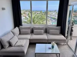 Excelsior I Sea View Apartment