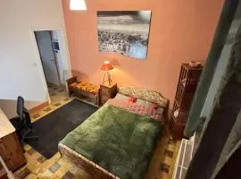 Charming studio in Tournai 25m² with parking