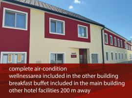 Business Appartment by Tinschert，位于Schwertberg的酒店