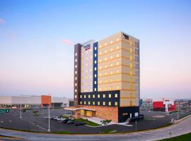 塔巴斯科维拉埃尔莫萨万豪费尔菲尔德客栈及套房，位于比亚埃尔莫萨的宠物友好酒店