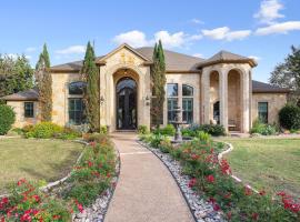 Noble Prairie Lux Estate Pool Spa Garden Venue Fireplace Themed Rooms