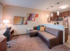Residence Inn by Marriott Charlotte Airport，位于夏洛特的酒店