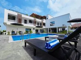 River Hills Hotel & Suites