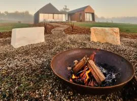 Open Country Homestead- Luxury accommodation in Burradoo