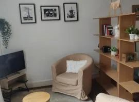 Studio Les Armuriers, 2ème étage sans asc