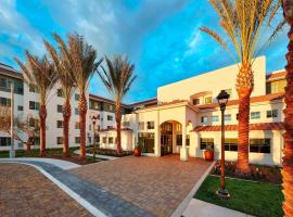 圣地亚哥丘拉维斯塔原住客栈，位于丘拉维斯塔的酒店