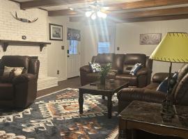 Renaissance Rancher，位于弗洛伦斯的乡村别墅