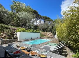 Superb villa-Hauteurs Bastia-Heated pool-View，位于巴斯蒂亚的酒店