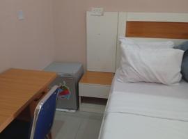 Sanctity hotels and consultancy，位于Ushapa的酒店