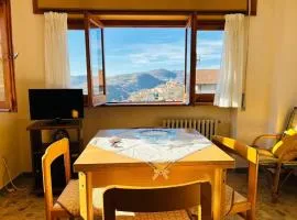 Romantico Appartamento con Vista Mozzafiato Perfetto per 2 Persone