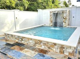 Travelholics Getaways