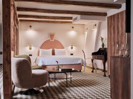 Hotel Pietryna，位于罗兹的酒店