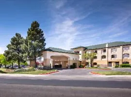 CASH REWARDS INN & SUITEs