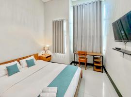 MYHOME Blora Mitra RedDoorz，位于Kamolan的酒店