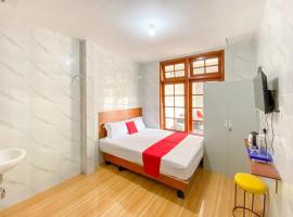 RedDoorz near RSUD Tidar Magelang，位于马格朗的酒店