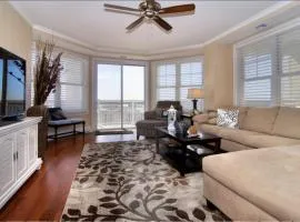 Residence 810 At The Grand