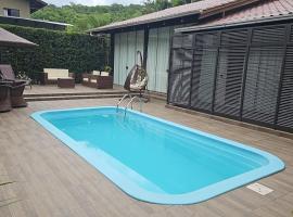 Presto Hotel，位于布卢梅瑙的酒店