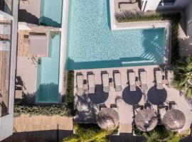 Sun City Luxury Apartments，位于罗德镇的酒店