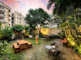 International Travellers' Hostel by ITH Stays，位于瓦拉纳西的酒店